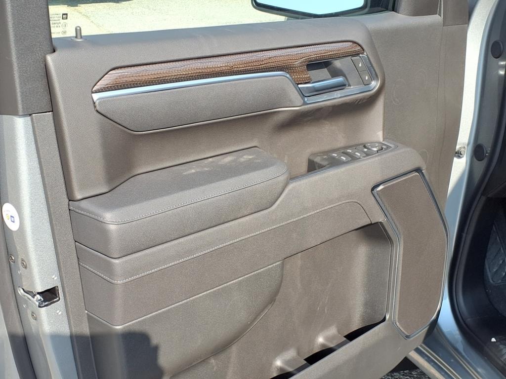 Used 2025 Chevrolet Silverado 1500 LT (2FL) Truck