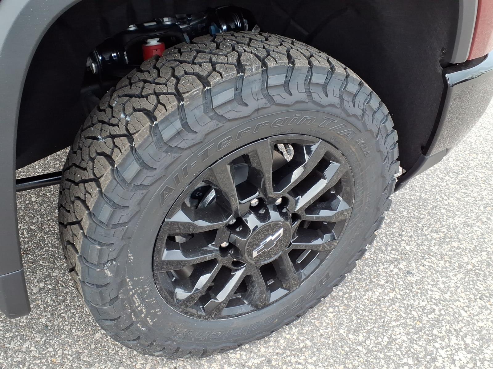 2026 Chevrolet Silverado 3500 HD LTZ - Photo 18