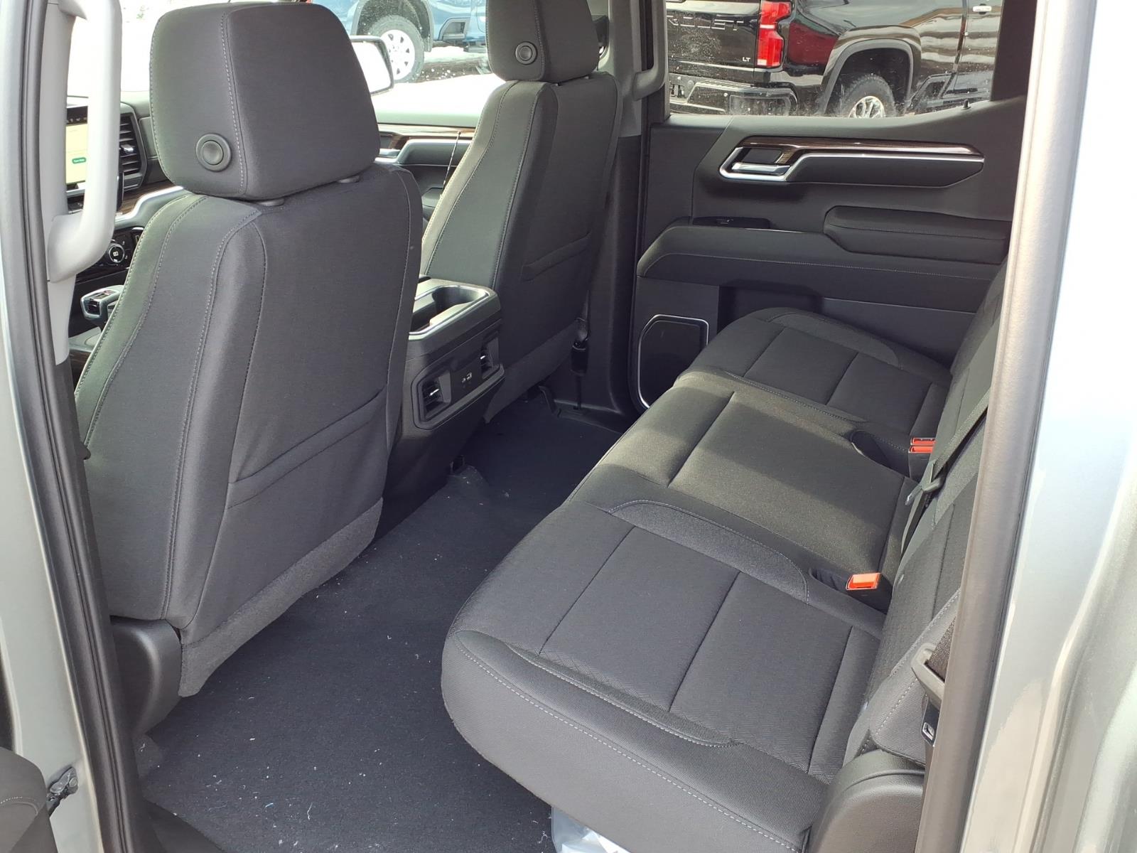 2026 Chevrolet Silverado 1500 RST - Photo 6