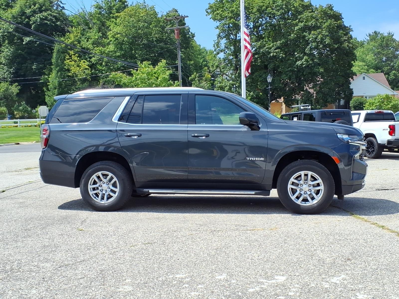 2022 Chevrolet Tahoe LS - Photo 22