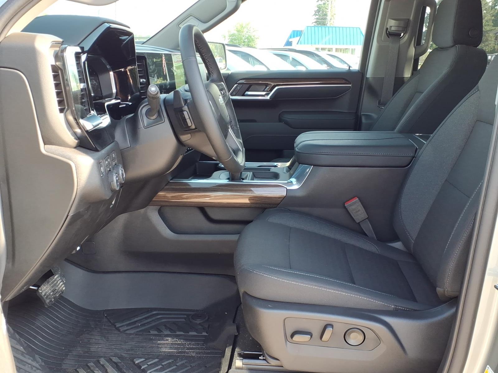 2026 Chevrolet Silverado 1500 RST - Photo 8