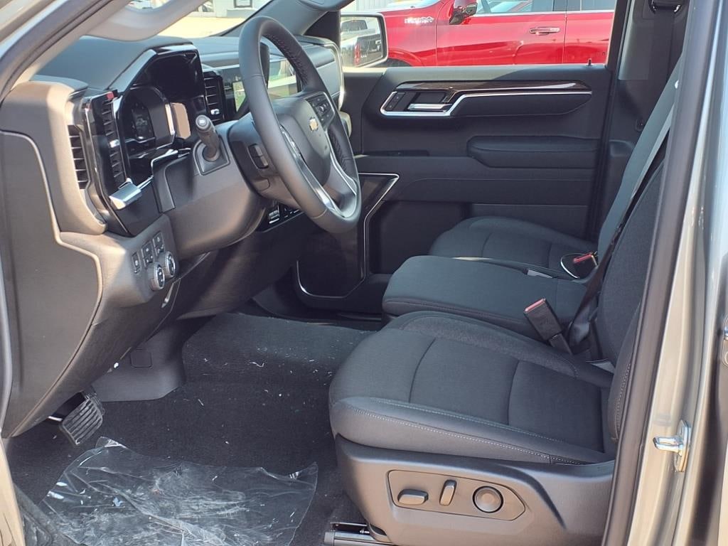 Used 2025 Chevrolet Silverado 1500 LT (2FL) Truck