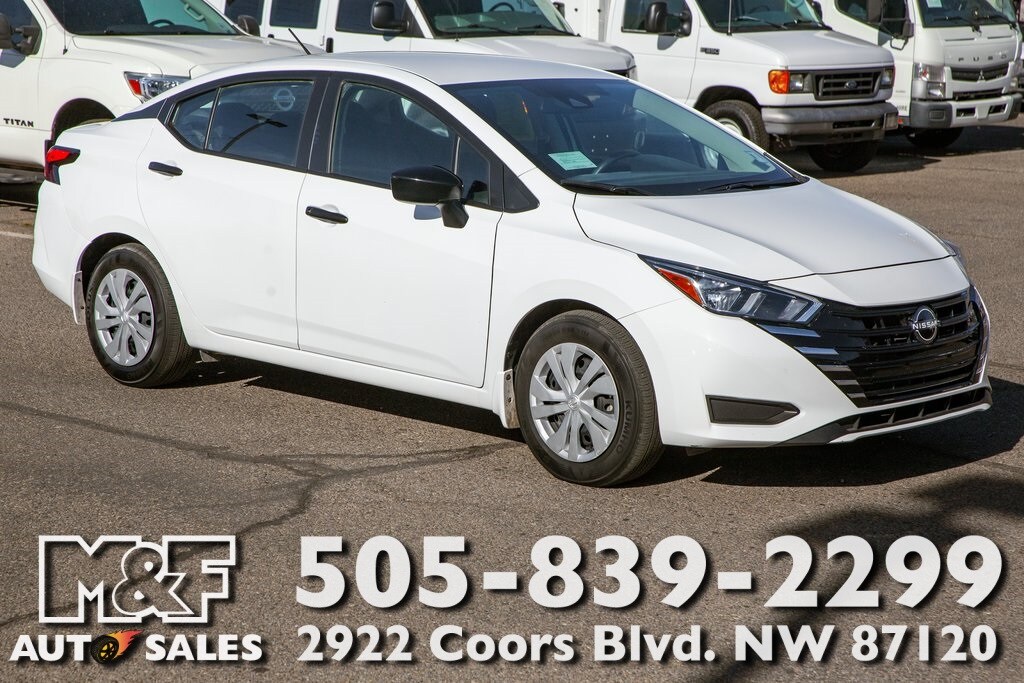 2024 Nissan Versa Sedan S's photo