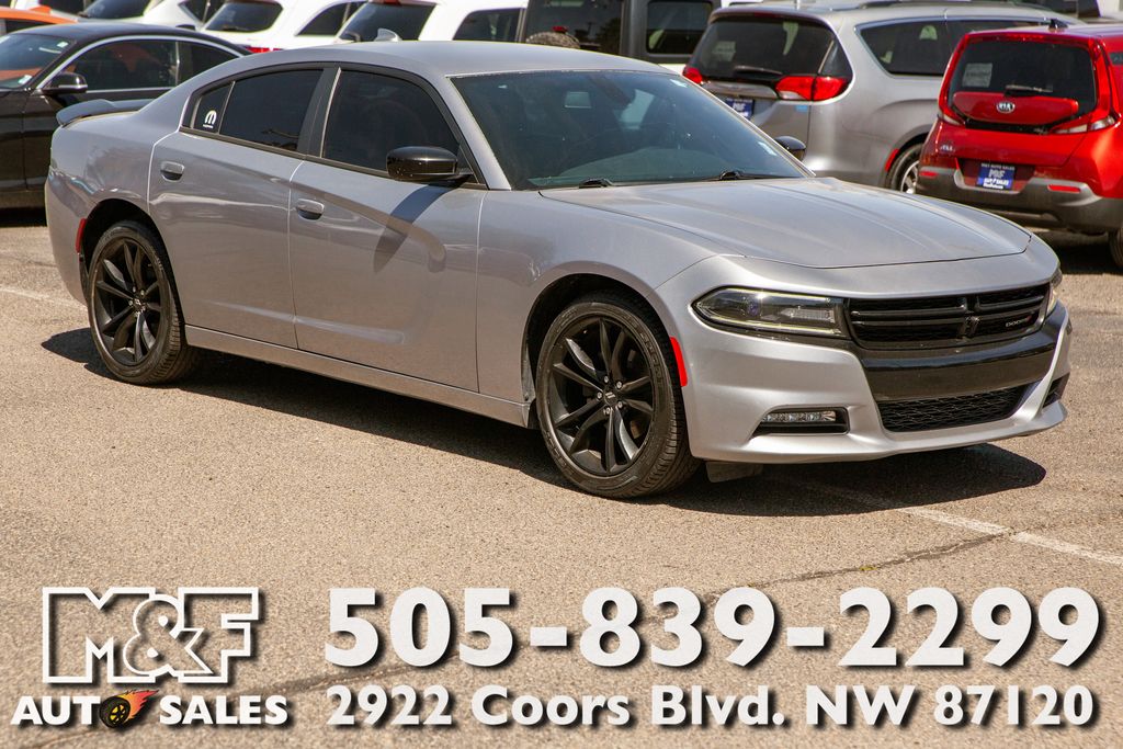 2017 Dodge Charger SXT's photo
