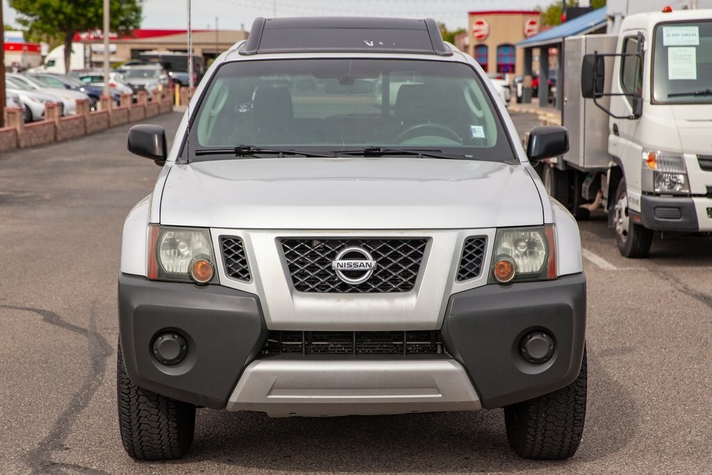 2011 Nissan Xterra Base photo 2