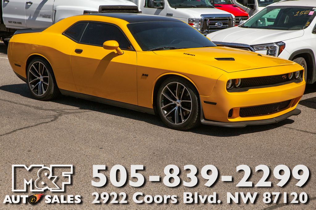2017 Dodge Challenger R/T's photo