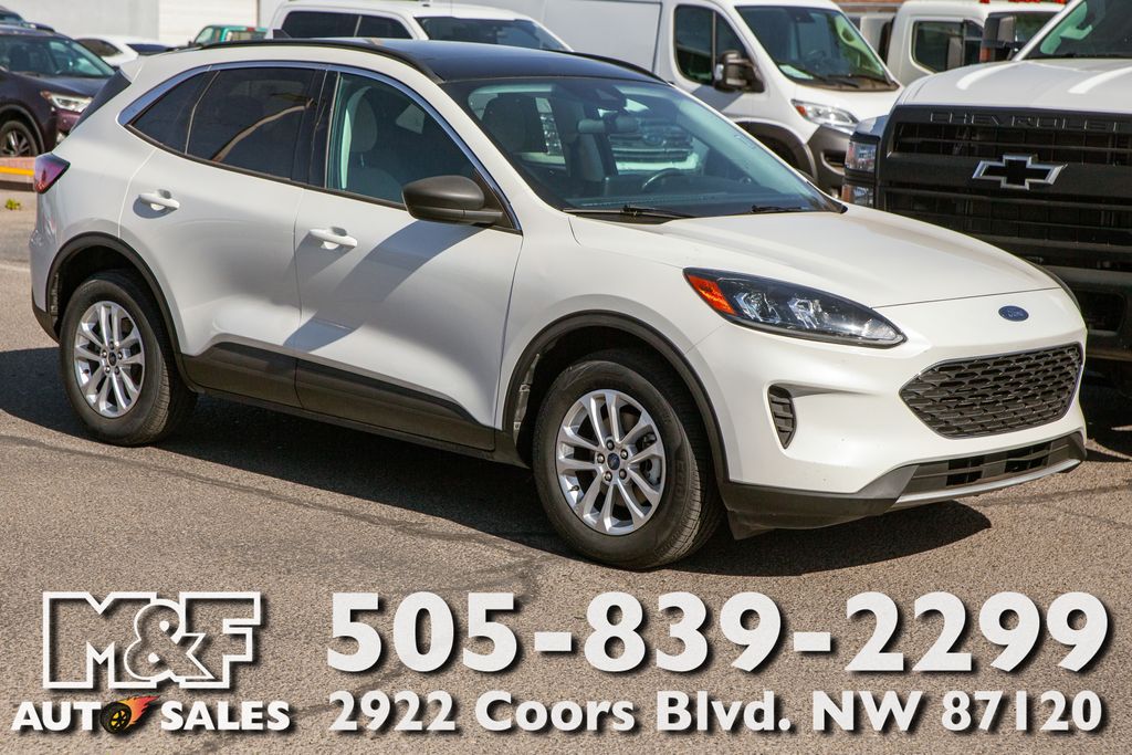 2022 Ford Escape SE AWD's photo