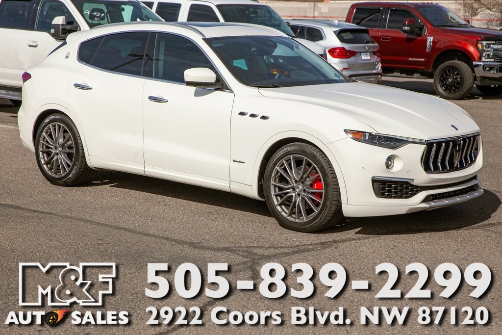 2021 Maserati Levante GranLusso's photo