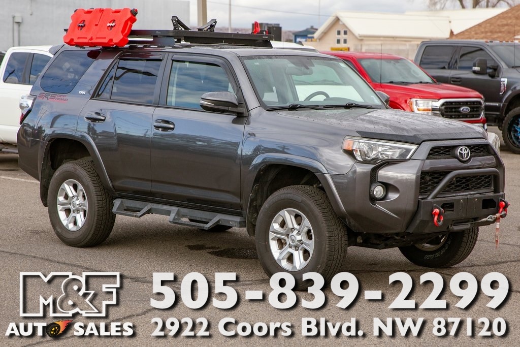 2018 Toyota 4Runner SR5 Premium's photo
