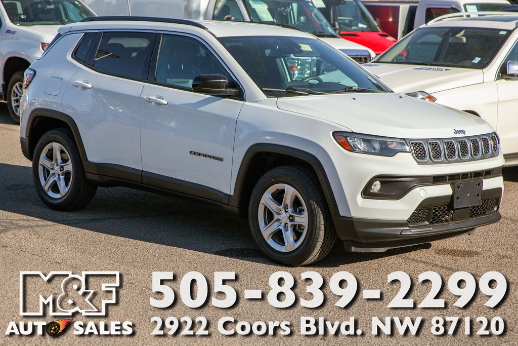 2023 Jeep Compass Latitude 4X4's photo