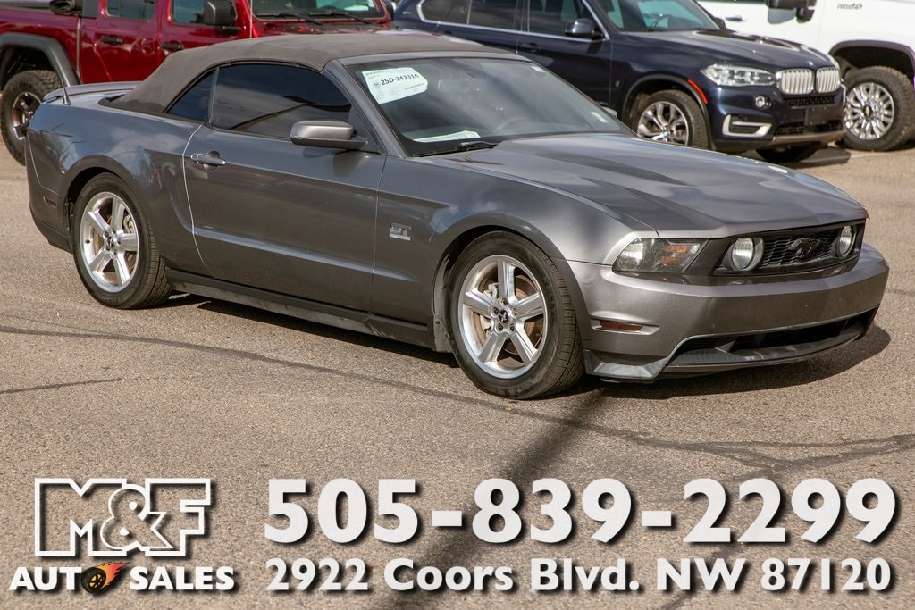 2010 Ford Mustang GT Premium's photo