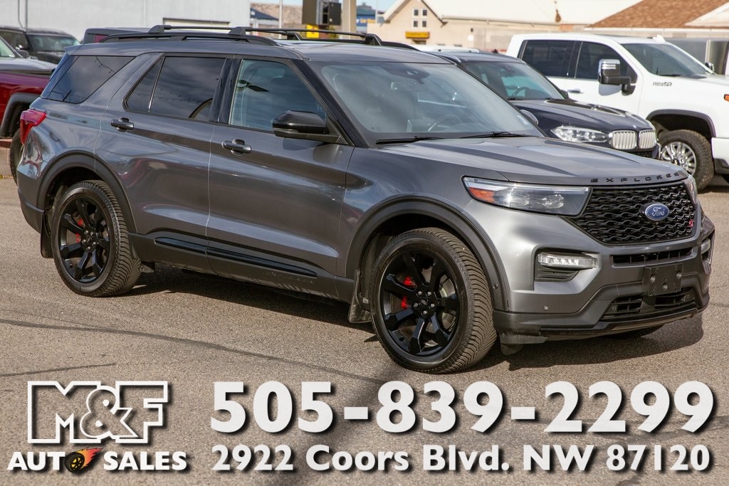 2021 Ford Explorer ST's photo