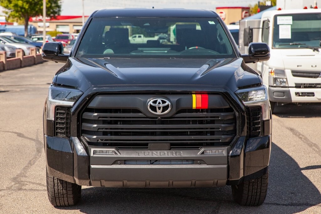 2025 Toyota Tundra SR5 photo 2