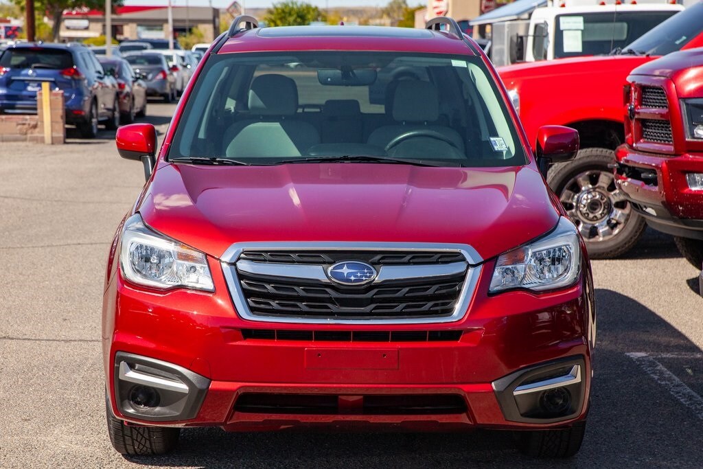 2017 Subaru Forester 2.5i Premium photo 2
