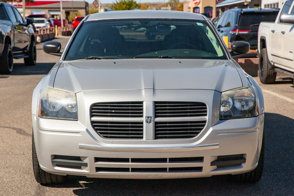 Used 2005 Dodge Magnum SE Wagon