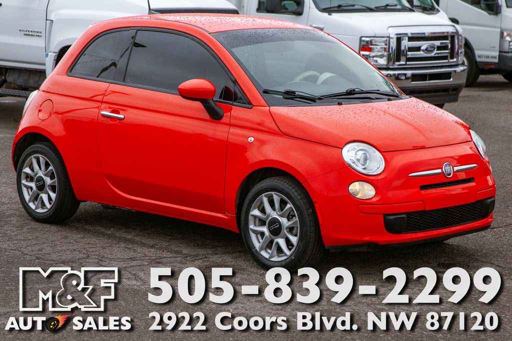2017 FIAT 500 Pop's photo