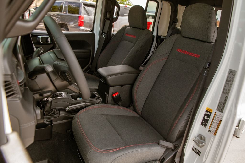 2025 Jeep Gladiator Rubicon - Photo 12