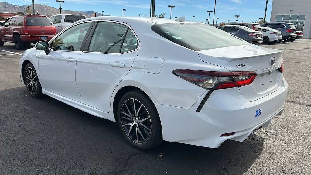 Used 2023 Toyota Camry SE Sedan