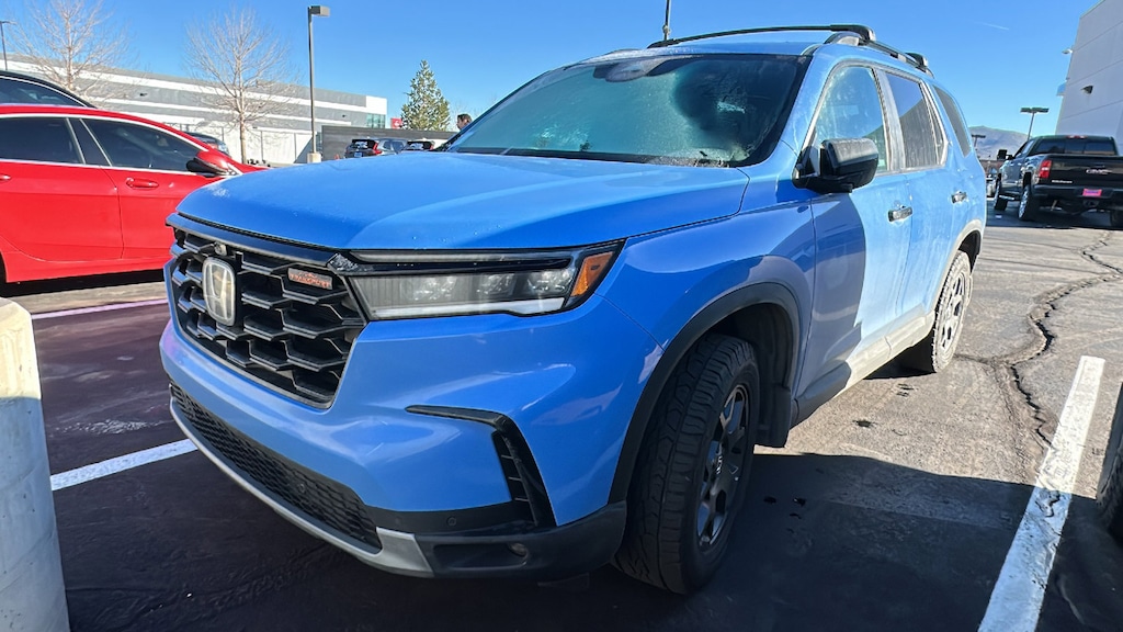 Certified 2025 Honda Pilot TrailSport SUV