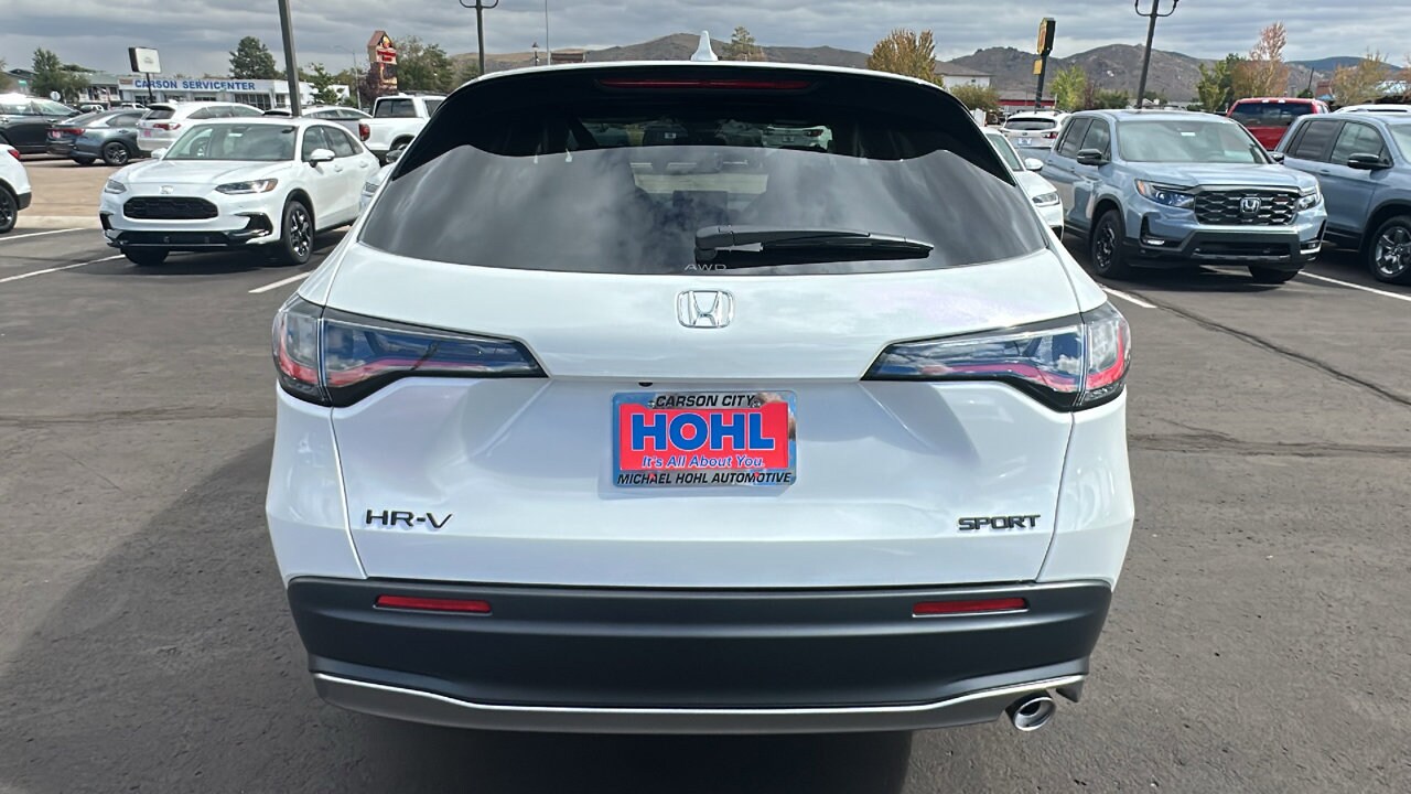 2026 Honda HR-V Sport photo 3