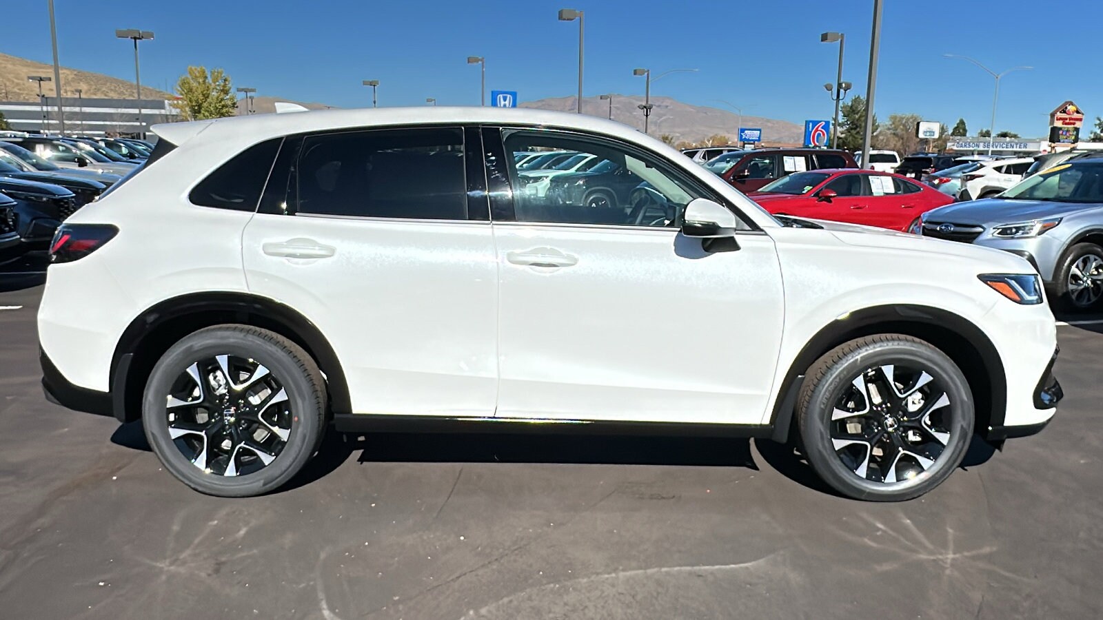 2026 Honda HR-V EX-L photo 2