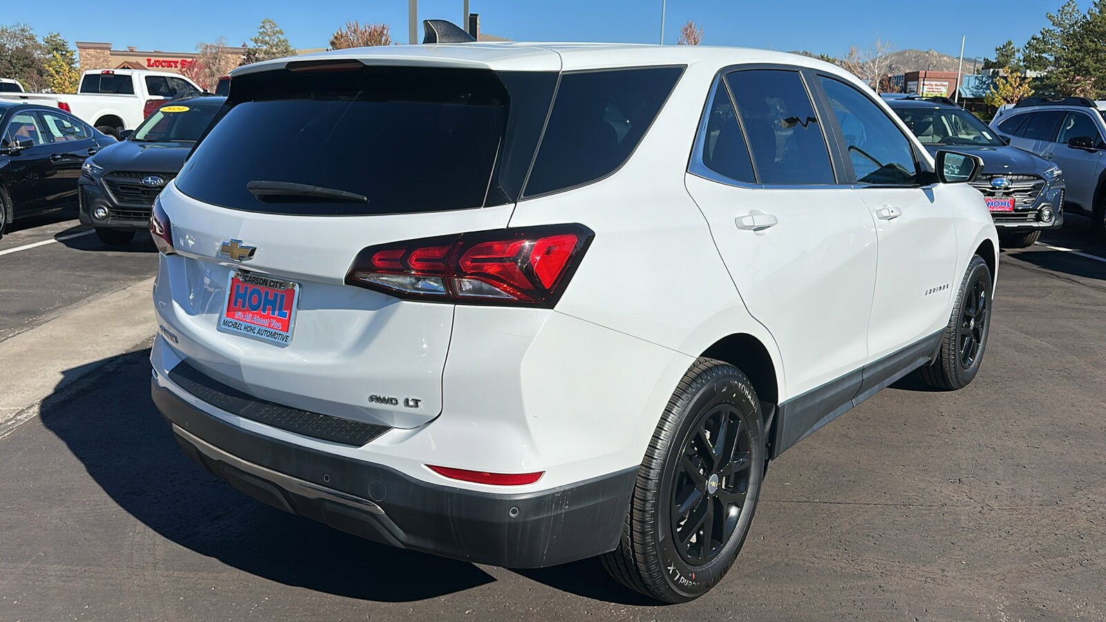 2022 Chevrolet Equinox LT photo 3