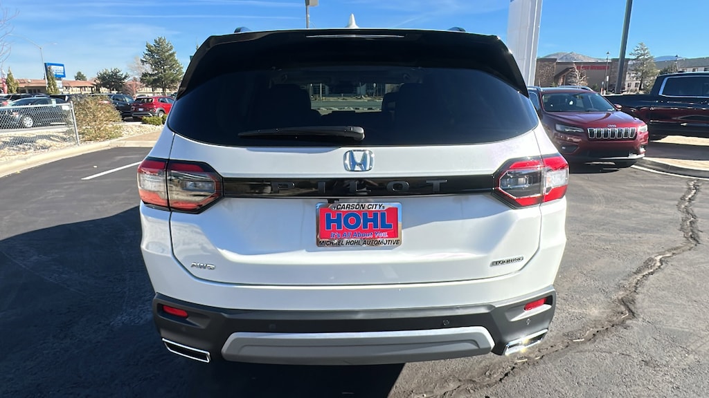 New 2025 Honda Pilot Touring SUV