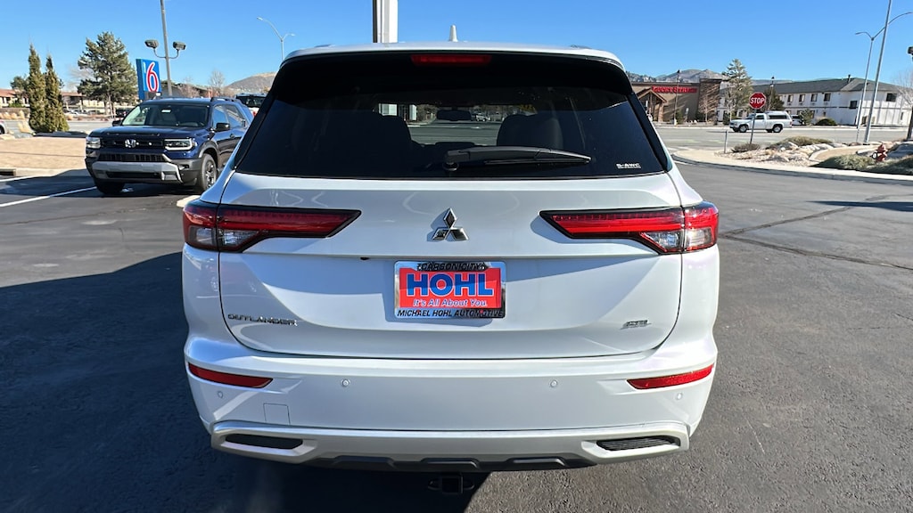Used 2024 Mitsubishi Outlander SEL SUV