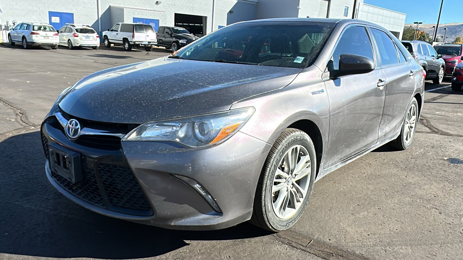 2017 Toyota Camry Hybrid SE photo 4