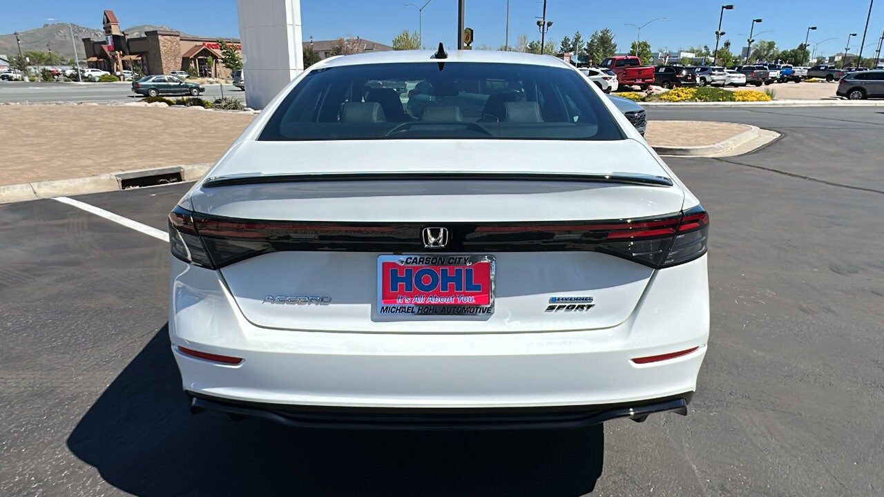 2025 Honda Accord Hybrid Sport-L photo 3