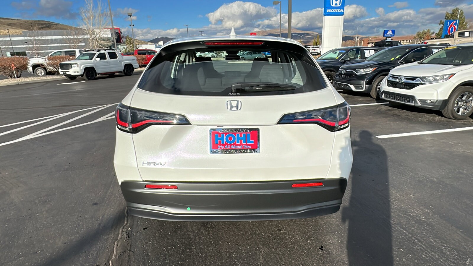 2025 Honda HR-V LX photo 4