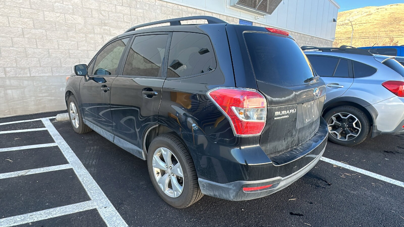 2015 Subaru Forester 2.5i Premium photo 2