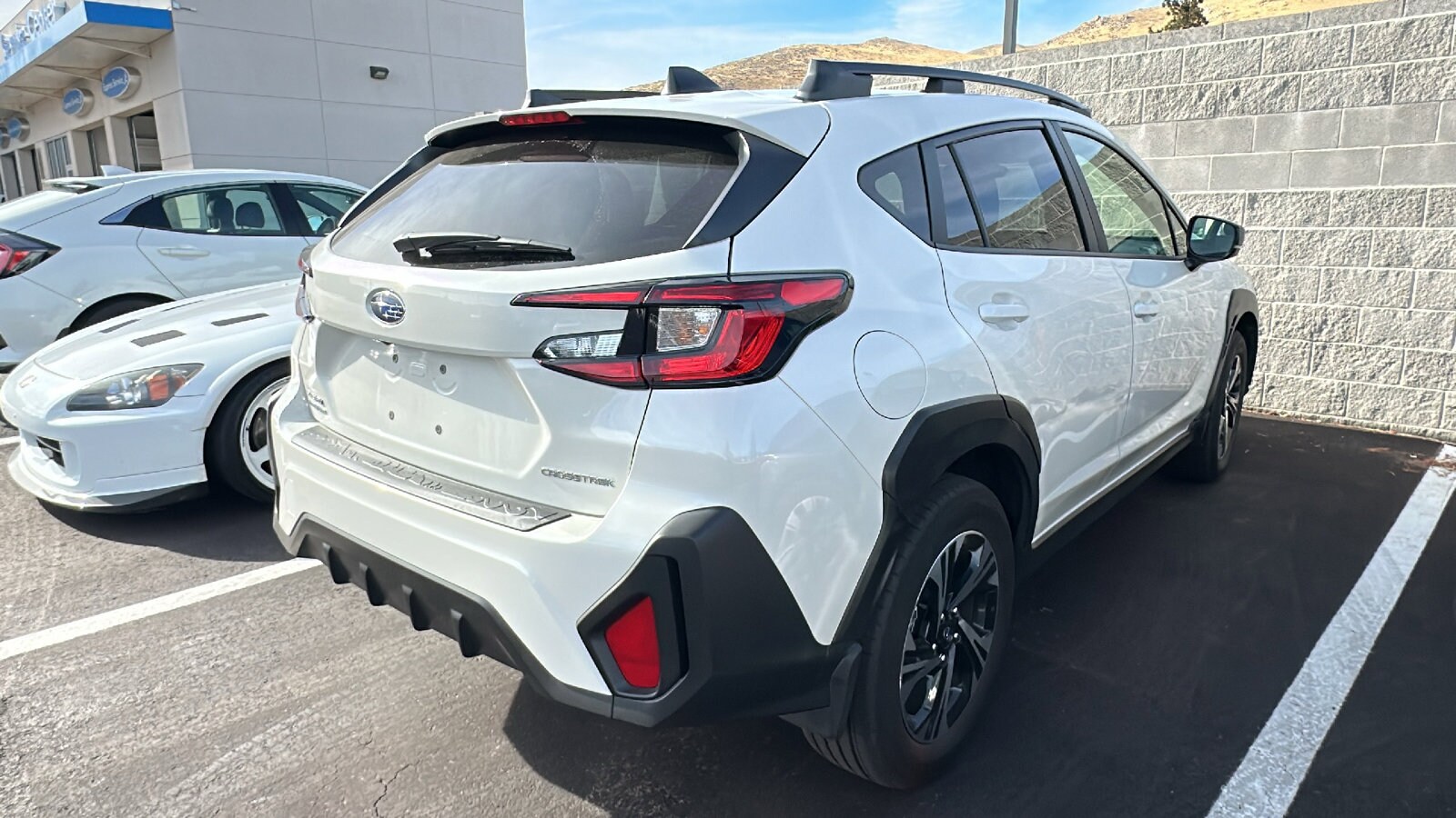2024 Subaru Crosstrek Premium photo 2