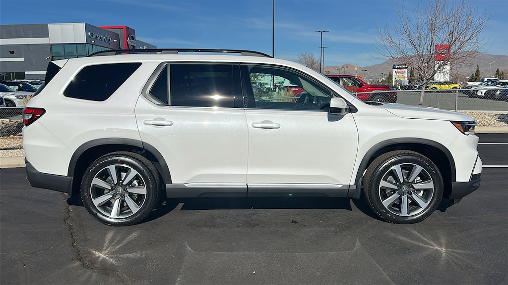 New 2025 Honda Pilot Touring SUV