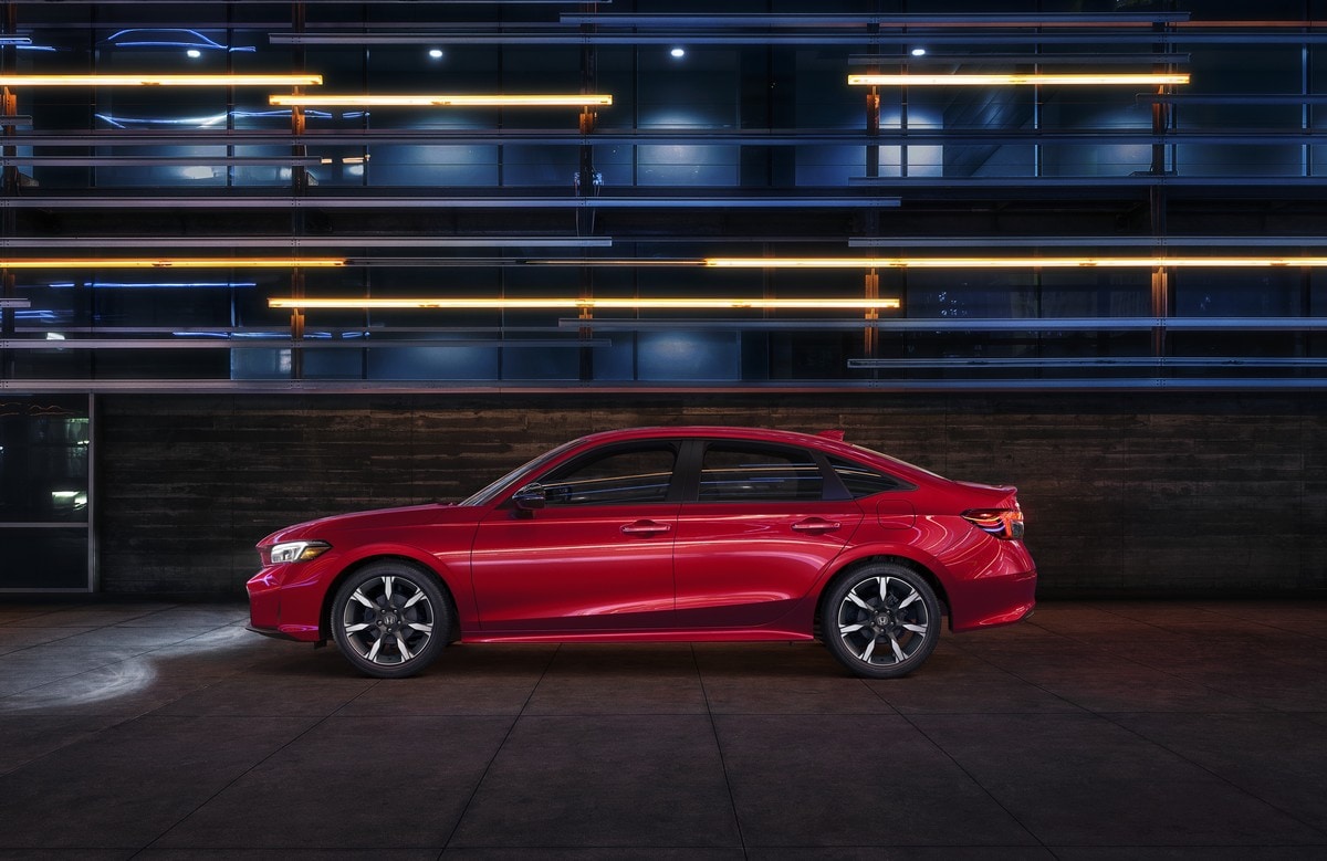 12%202025%20Honda%20Civic%20Sedan%20Sport%20Touring%20Hybrid.jpg