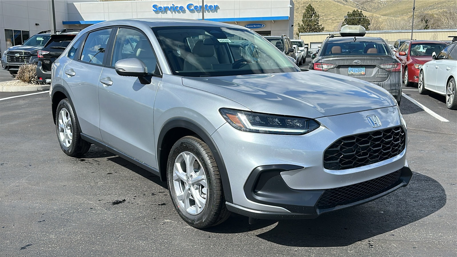 2025 Honda HR-V LX's photo