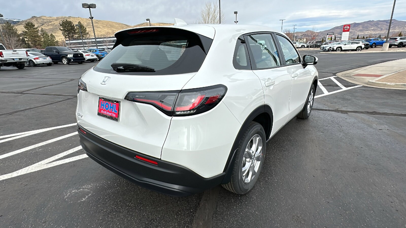 2025 Honda HR-V LX photo 3