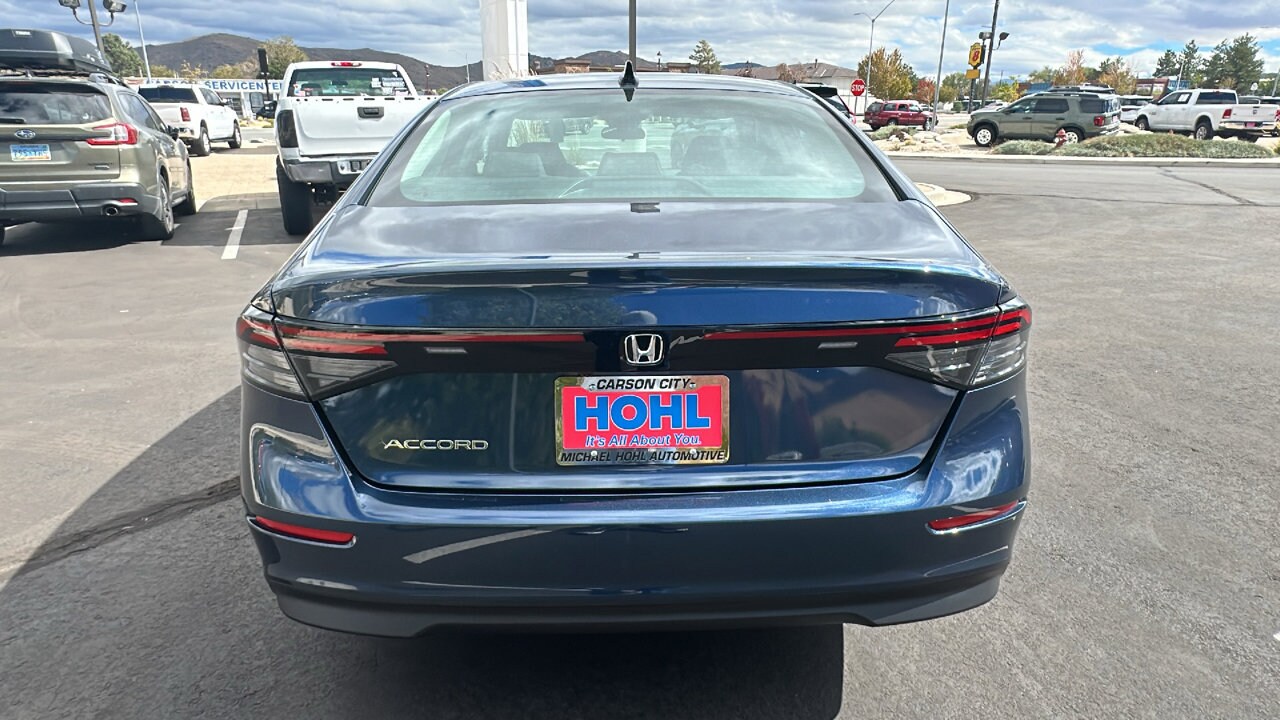 2025 Honda Accord SE photo 4