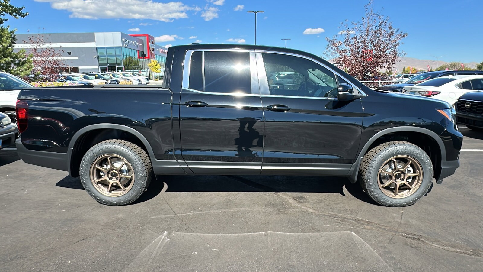 2025 Honda Ridgeline RTL photo 2