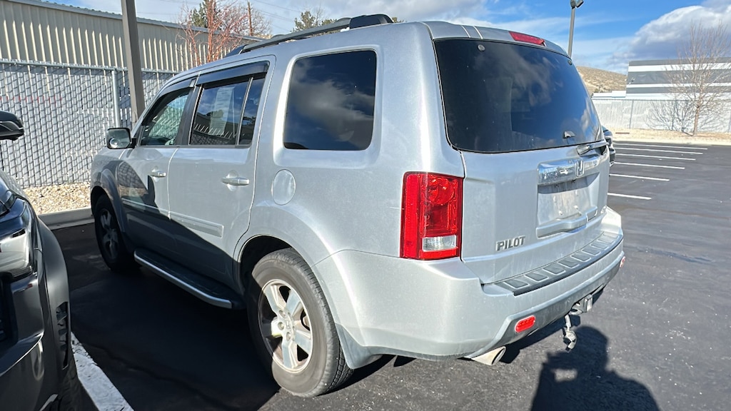 Used 2011 Honda Pilot EX-L SUV