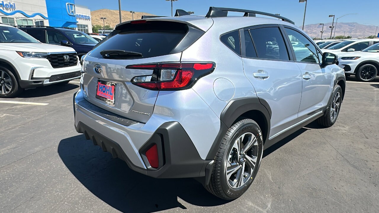 2025 Subaru Crosstrek Premium photo 3