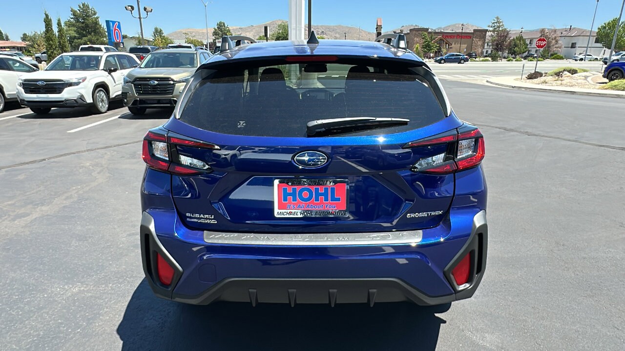 2025 Subaru Crosstrek Premium photo 4