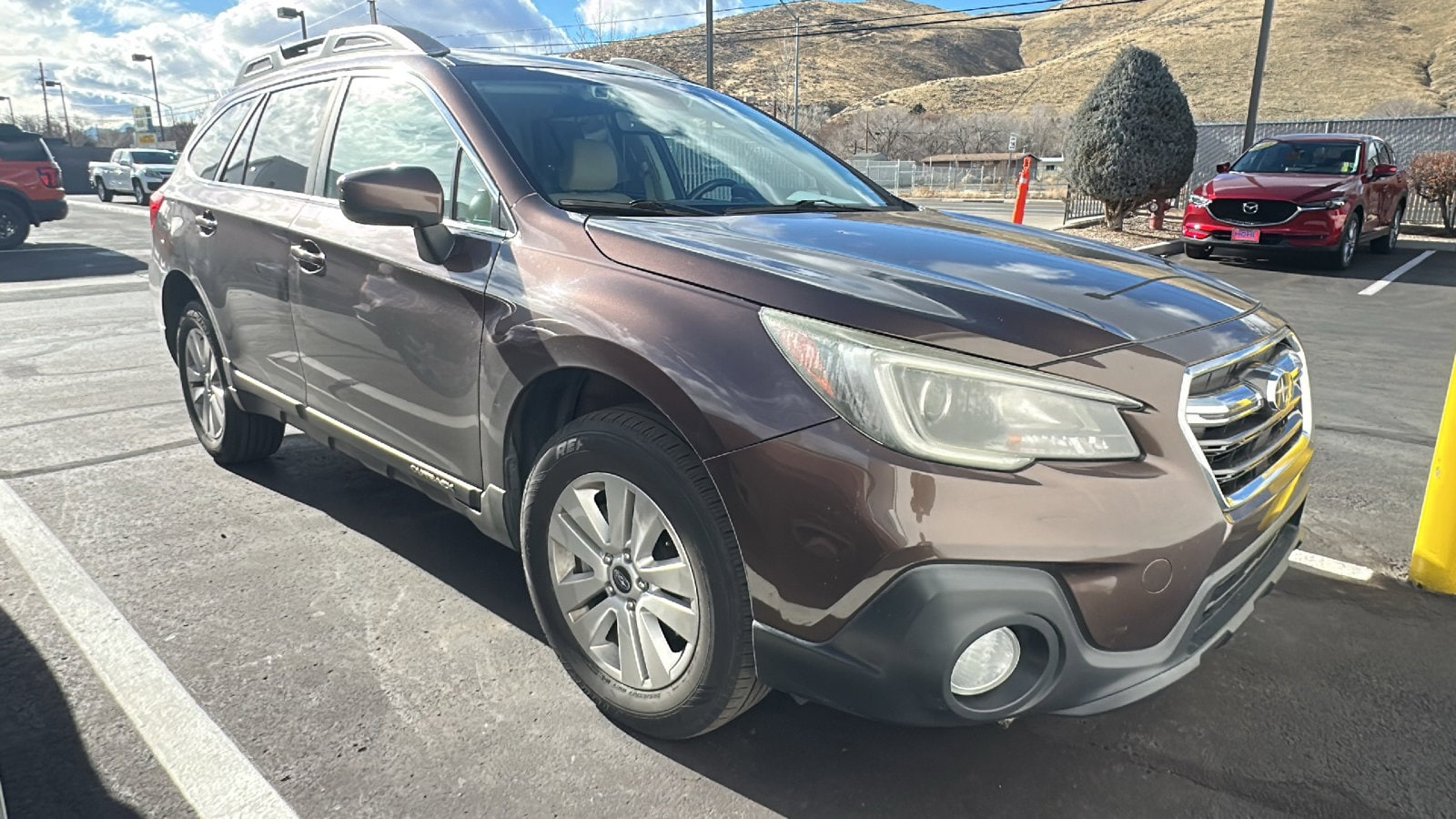 2019 Subaru Outback Premium's photo