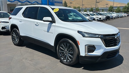 2023 Chevrolet Traverse RS SUV