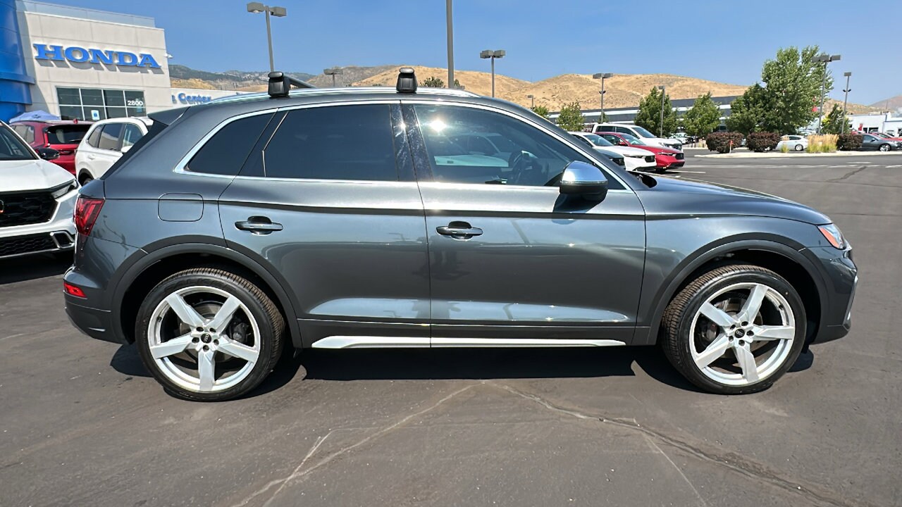 2021 Audi SQ5 Premium Plus photo 2