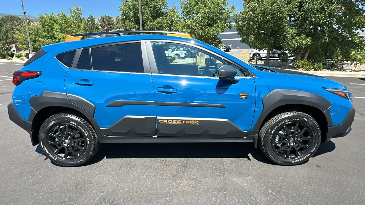2025 Subaru Crosstrek Wilderness photo 2