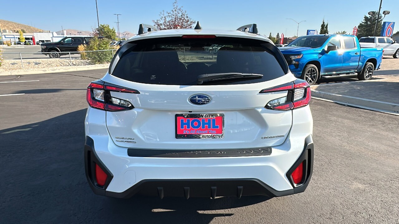 2025 Subaru Crosstrek Premium photo 4