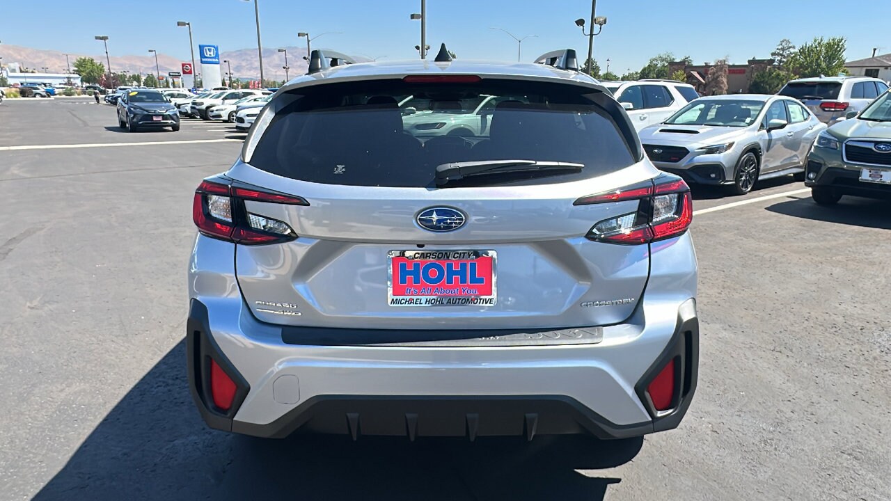 2025 Subaru Crosstrek Premium photo 4