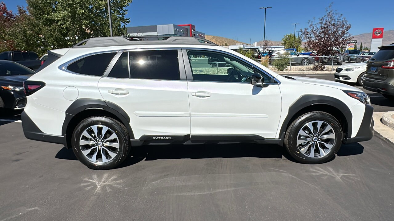2025 Subaru Outback Limited photo 2