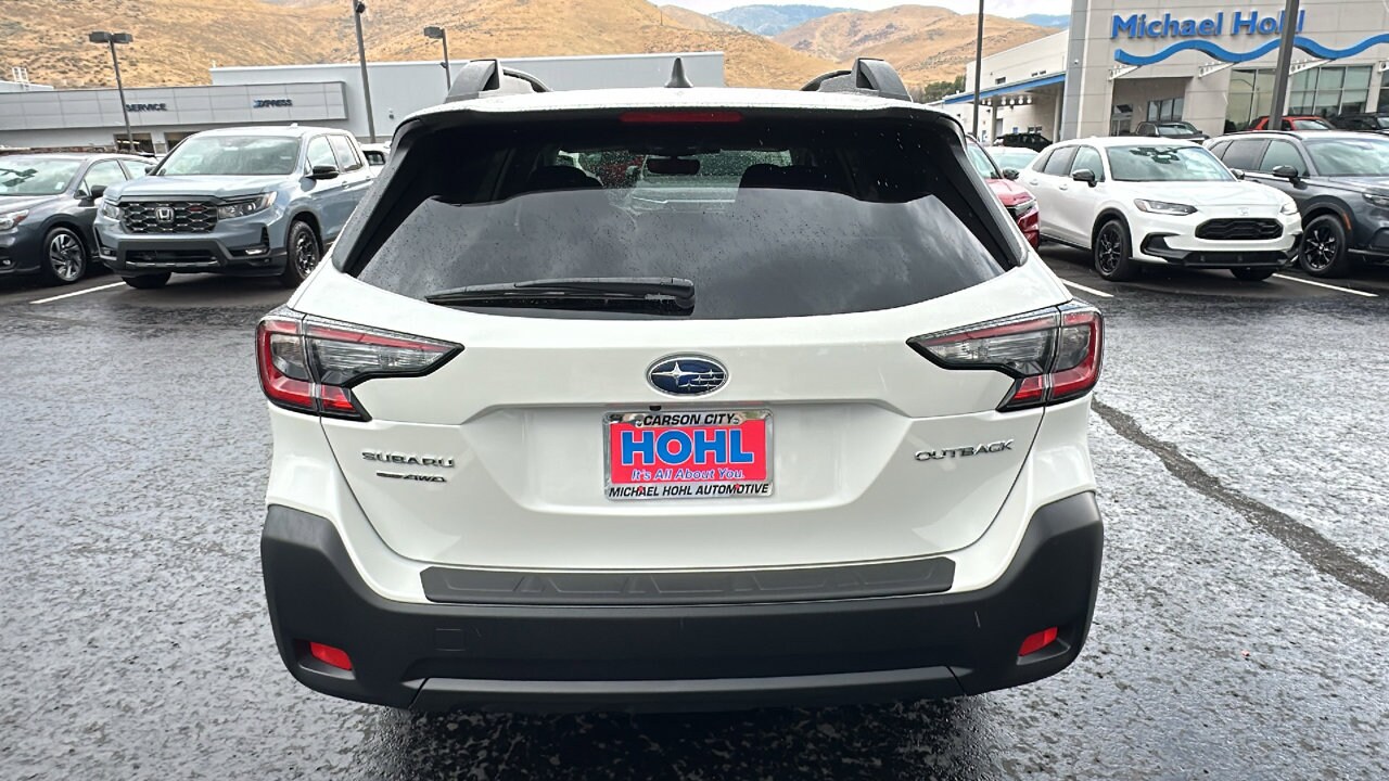 2025 Subaru Outback Premium photo 4